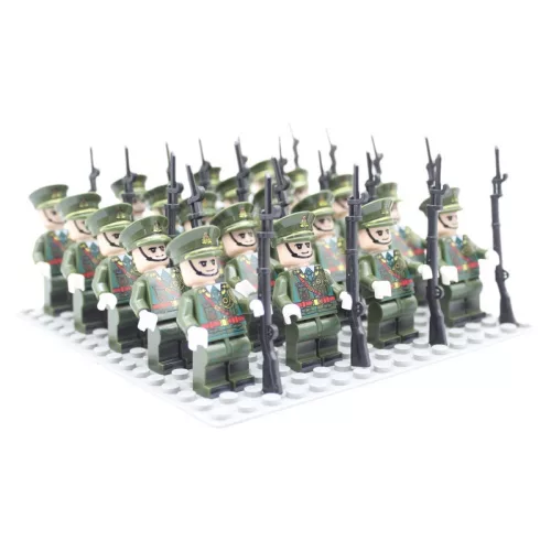 Szovjet haditengerészet építőjáték figura készlet. 24 db építőjáték figura 1 db, 12x12 cm-es, szürke alaplappal